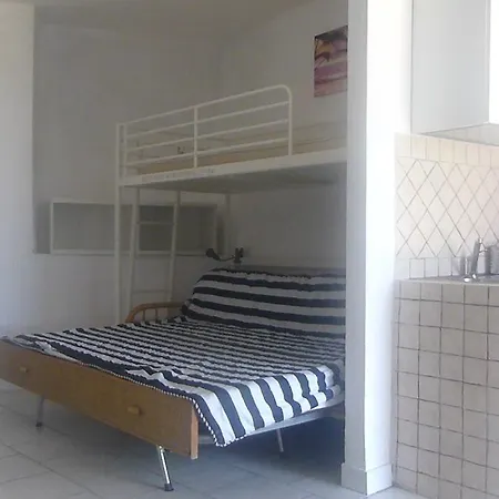- Monolocale Grande 2+2 * SantʼAndrea